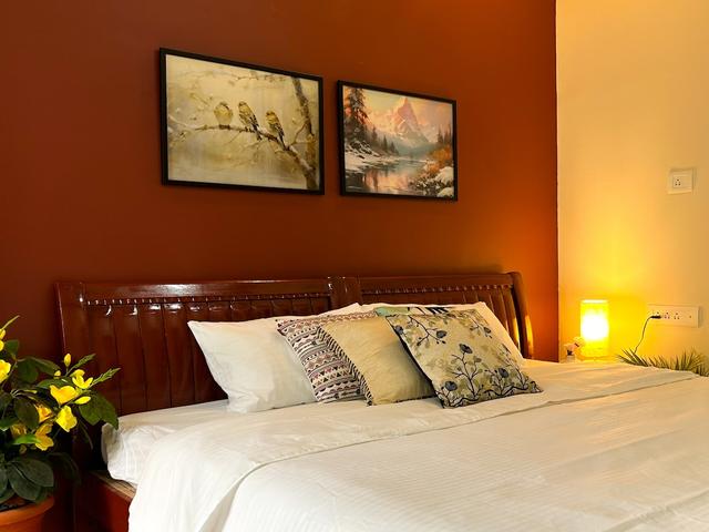 Premium AC Studio flat in Mysore - 101 in Bannimantap, Mysuru — 1 BHK · sleeps 2 · 1 bath