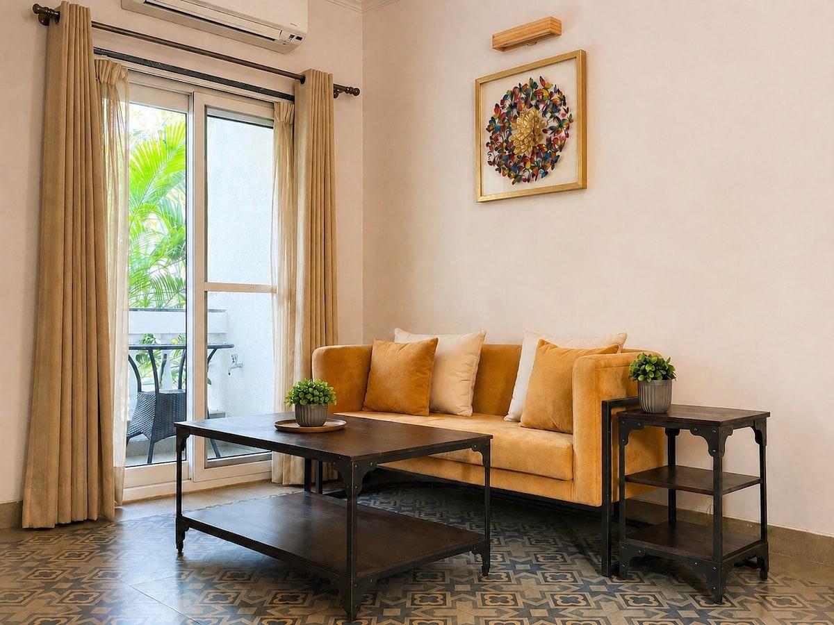 Luxury 2BHK nr Bawri, Avos Kitchen with Pool - 01 — 2 BHK apartment in Assagao, Goa